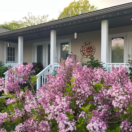 Summer Solstice Bed & Breakfast Niagara-on-the-Lake Exterior foto